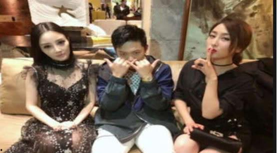 关注娱乐圈吃瓜群众